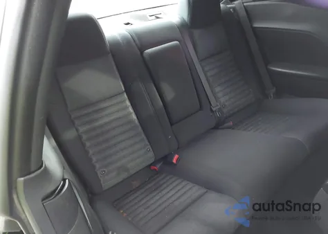 2014 Dodge Challenger Sxt z USA, uszkodzony, nr VIN 2C3CDYAG1EH225482